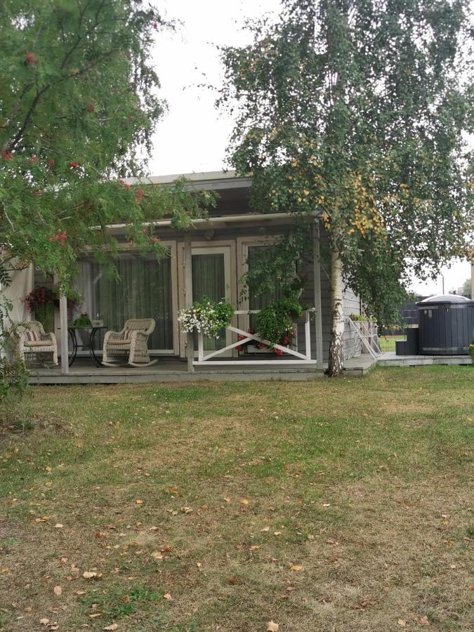 Holiday Home Kolka Kültér fotó